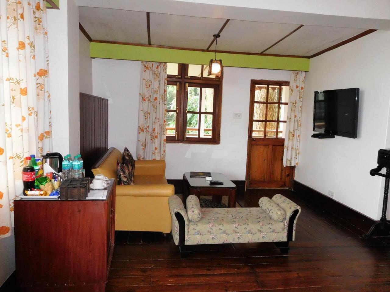 The Heritage Club - Tripura Castle Hotel And Spa Shillong Exterior foto